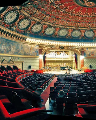 Dallas Opera: The Elixir Of Love